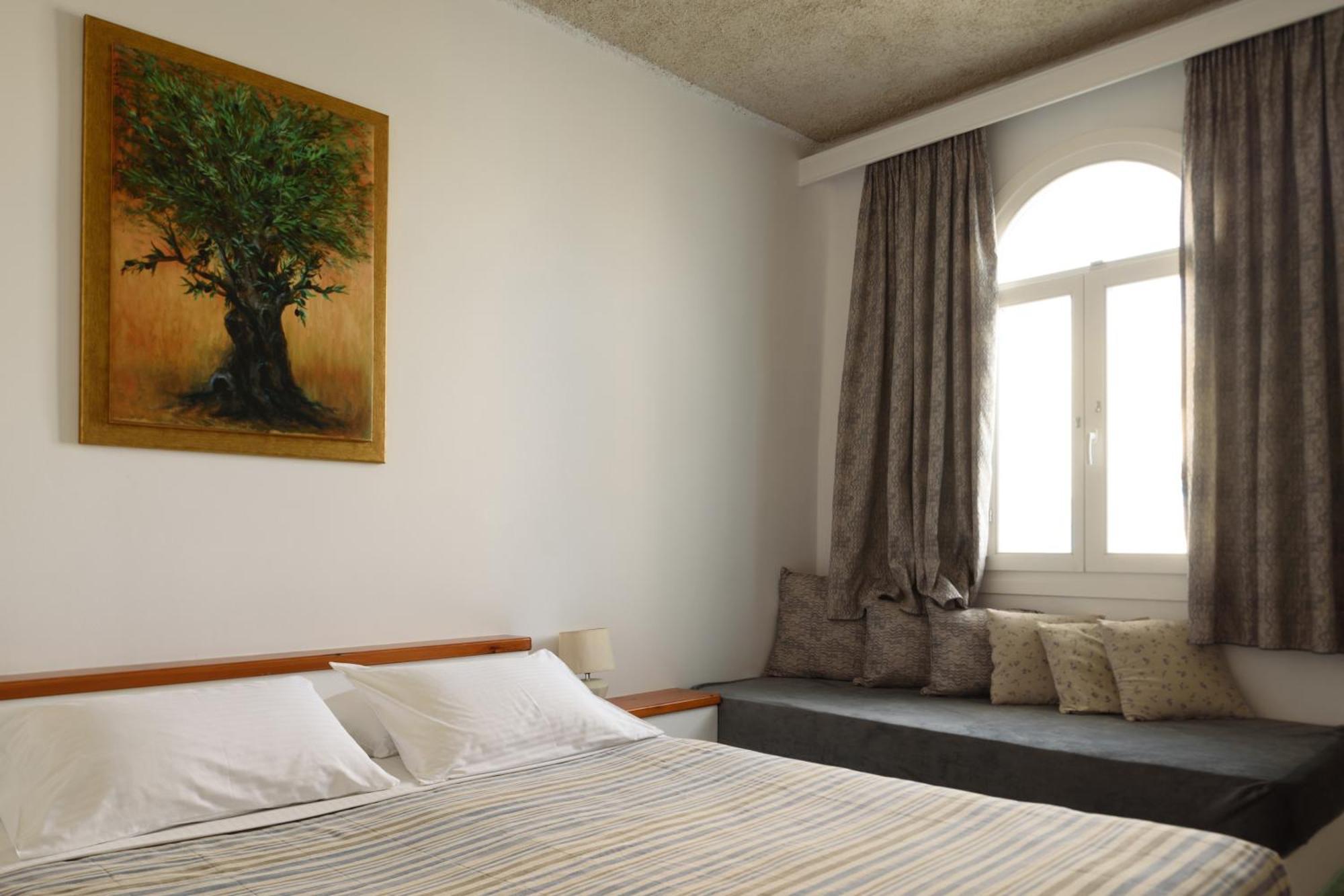 Vallas Apartments & Villas Firosztefáni Kültér fotó