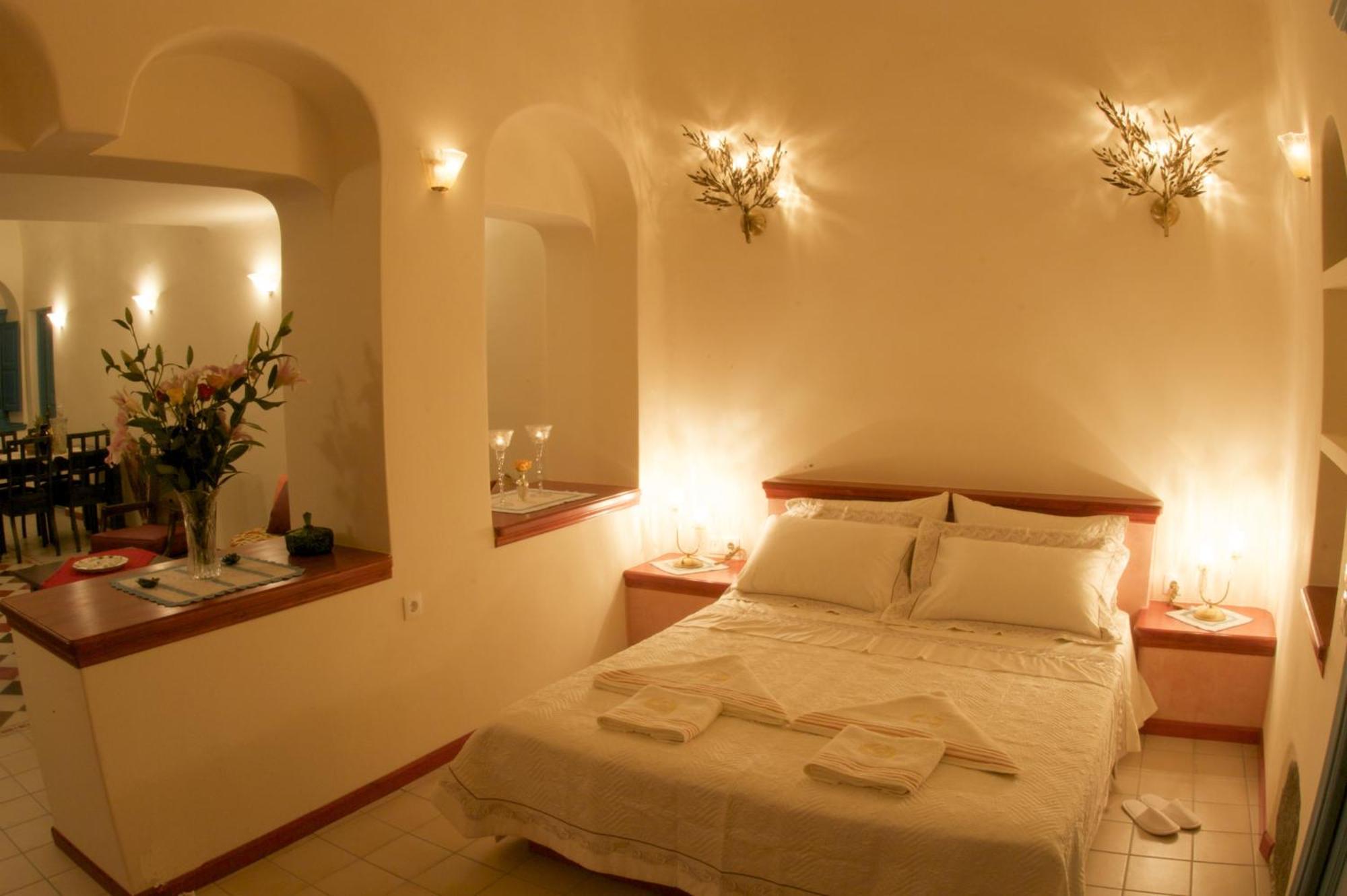 Vallas Apartments & Villas Firosztefáni Kültér fotó