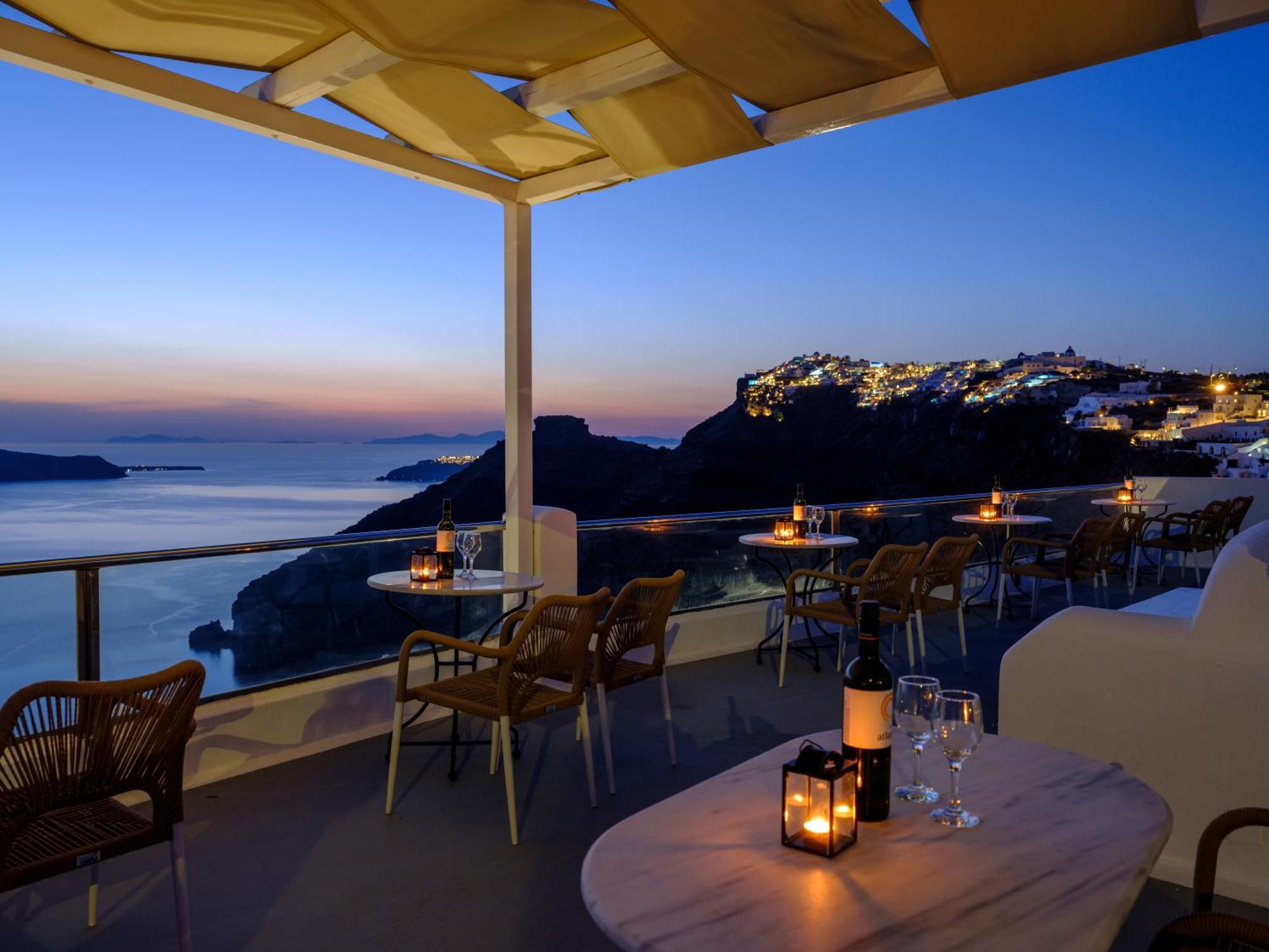 Vallas Apartments & Villas Firosztefáni Kültér fotó